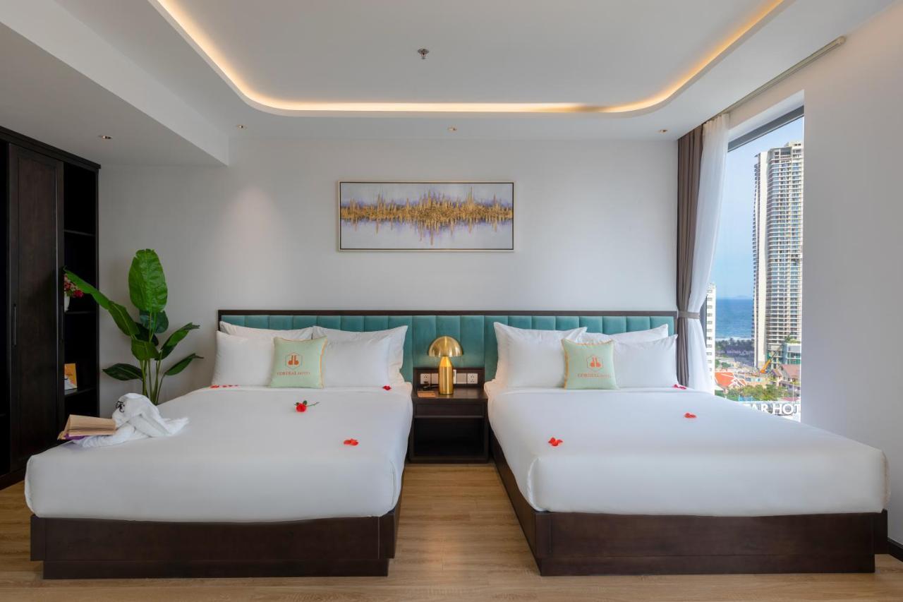 Cordial Grand Hotel Da Nang Beach - Infinity Rooftop Pool 외부 사진
