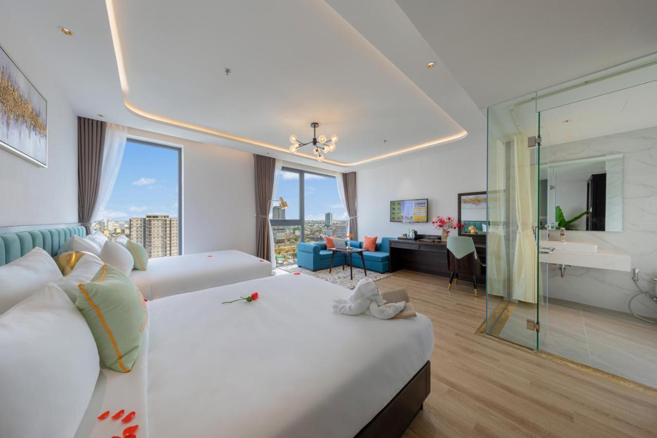 Cordial Grand Hotel Da Nang Beach - Infinity Rooftop Pool 외부 사진