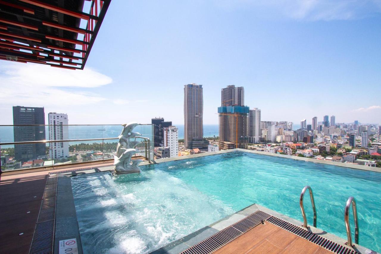 Cordial Grand Hotel Da Nang Beach - Infinity Rooftop Pool 외부 사진