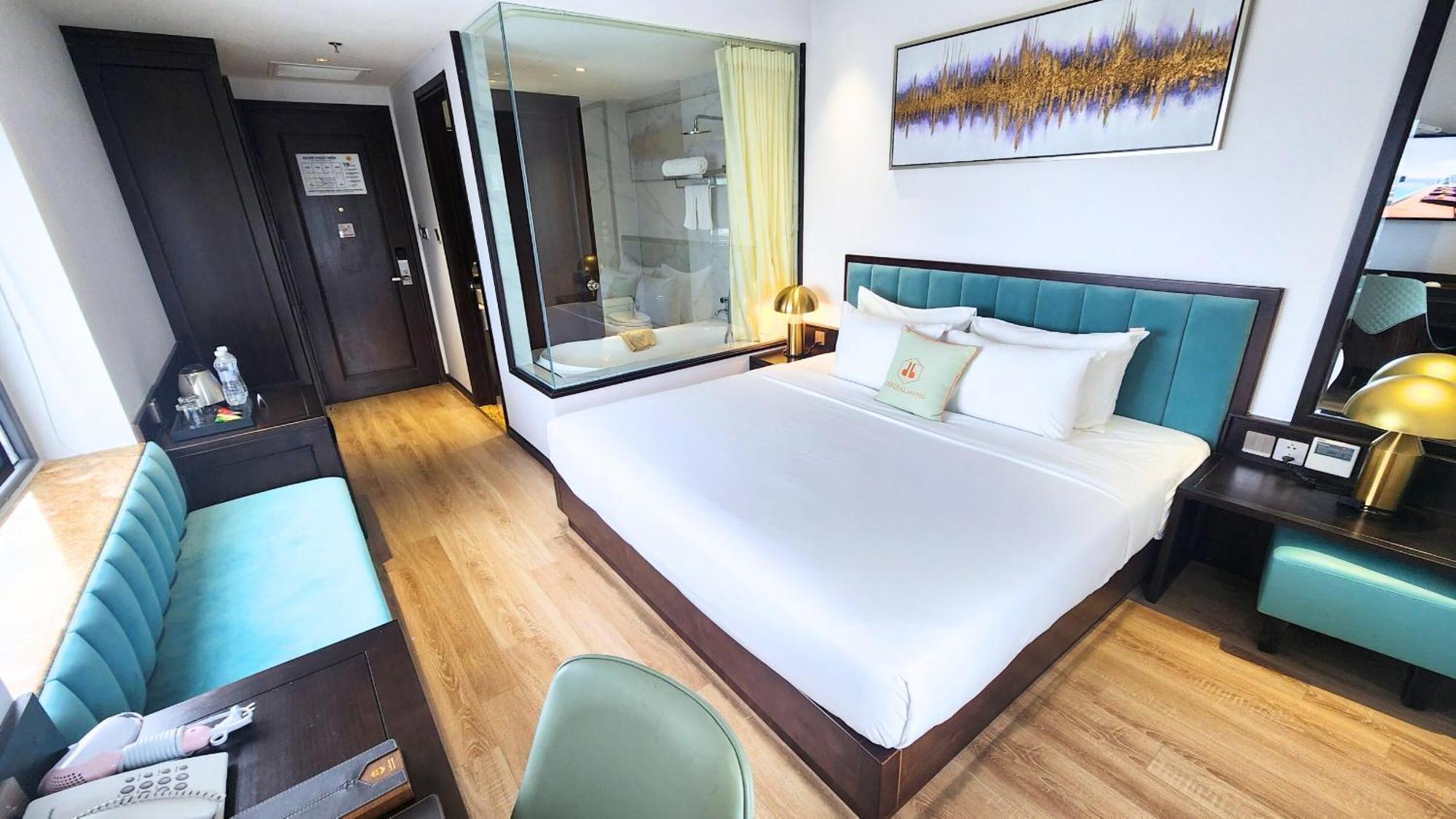 Cordial Grand Hotel Da Nang Beach - Infinity Rooftop Pool 외부 사진